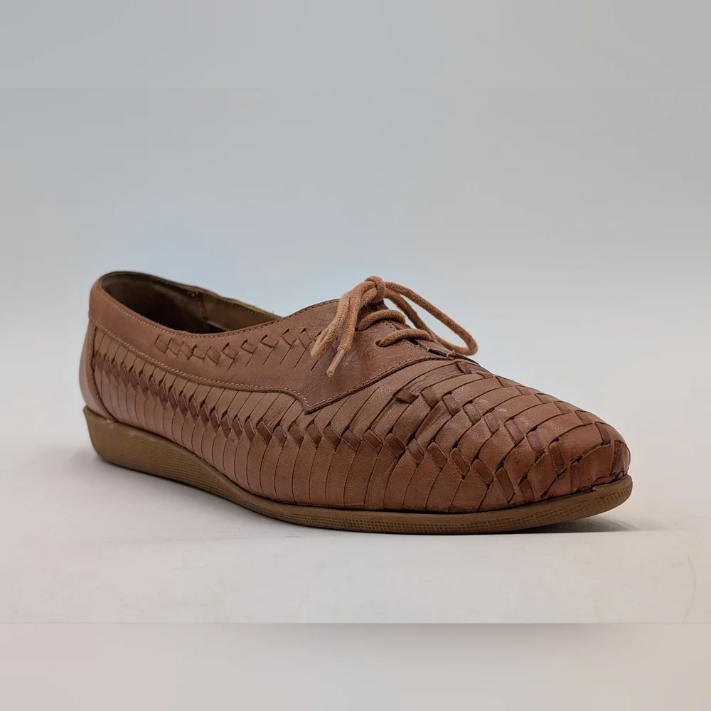 Foot Thrills Women's Size US 8.5 | EU 40 Tan Woven Genuine Leather Lace-Up Shoe